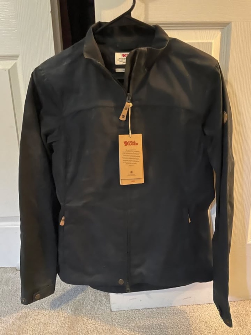 Women's FJallraven Jacket NWT
